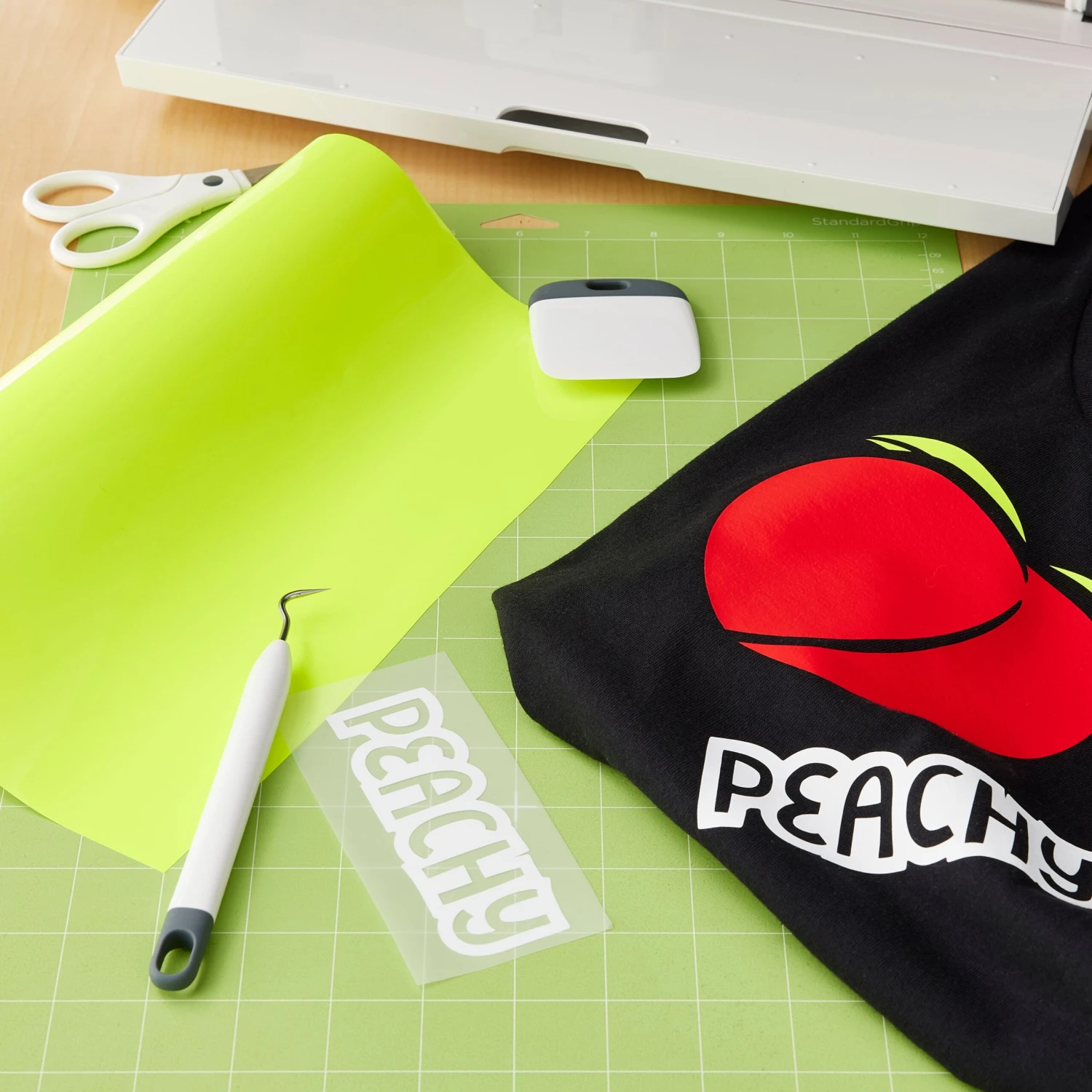 Siser® EasyWeed® Heat Transfer Vinyl, 36" 20 Siser® EasyWeed® Heat Transfer Vinyl, 36" - Image 18